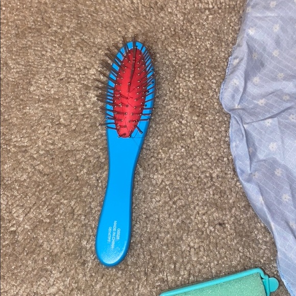 American Girl Doll Styling Set - Picture 3 of 4